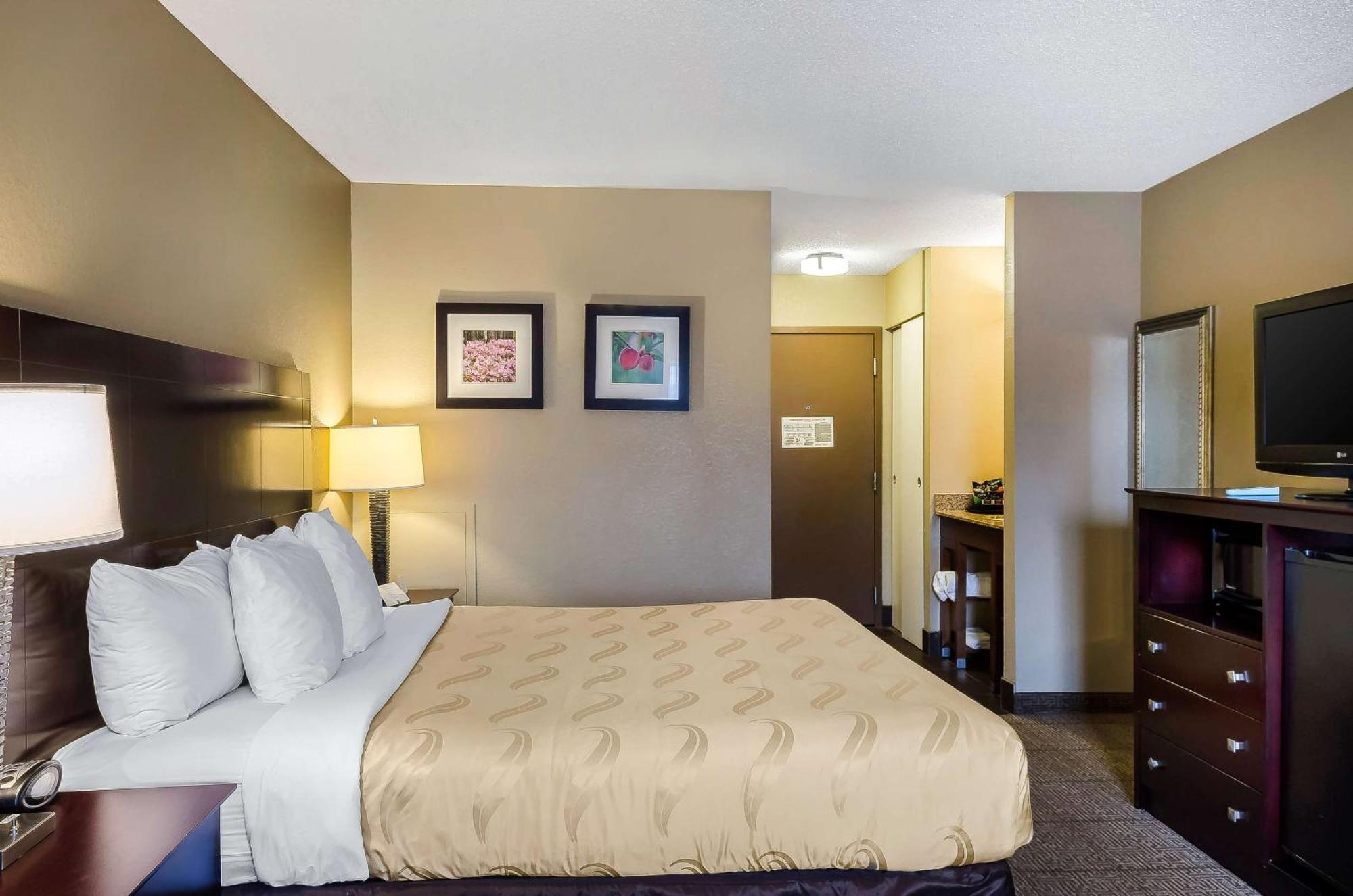 Quality Inn Растон Екстер'єр фото