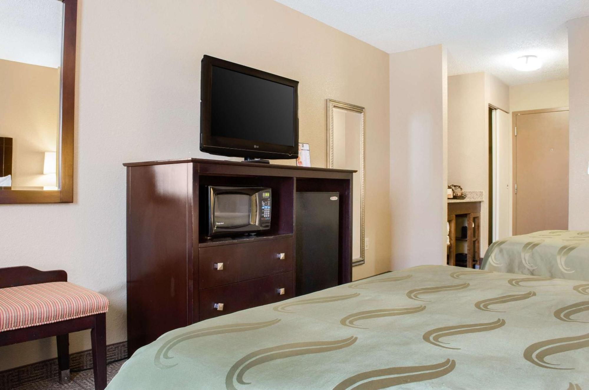 Quality Inn Растон Екстер'єр фото